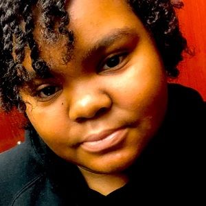 Meet your Posher, Aleah